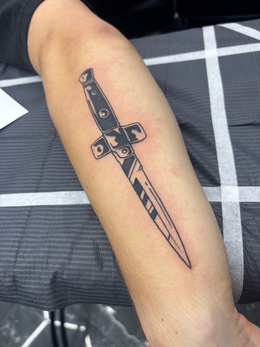 Traditional Dagger
